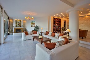 Vista Mare Villa by Estia