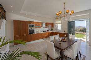 Vista Mare Villa by Estia