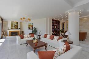 Vista Mare Villa by Estia