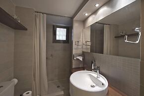 Sea Breeze Apartment