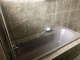 1 bed Apartment in Mount Pleasant Heights - 2014