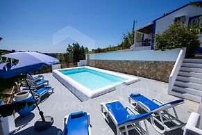 Casa Azul da Relva by Acasadascasas