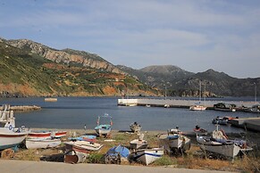 Dandy on the Beach Fisherman s Maisonette Private Sea View Quiet Up to