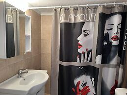 Kali - Thea in Kalithea