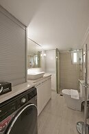 Belva Blue in Glifada