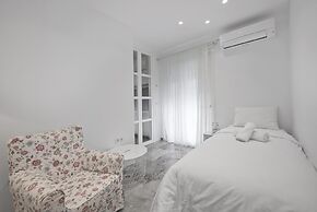 Belva Blue in Glifada