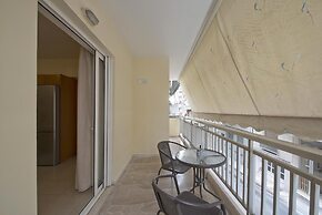 Porto Leone in Piraeus