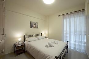 Porto Leone in Piraeus