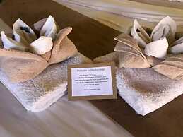 Bungalow 4 on This World Renowned Eco Site 40 Minutes From Vic Falls F