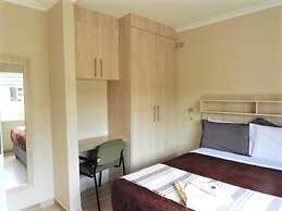 2 Bed Apartment With En-suite Kitchenette - 2065