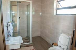 Standard Room in Morningside Guesthouse - 2090