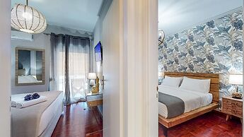 Motley Elegant Apartment by Estia