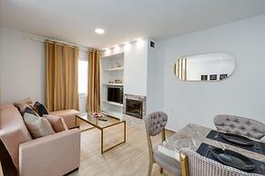 Central Art Maisonette by Estia