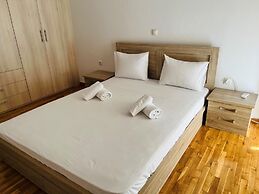 Piraeus 3 in Piraeus