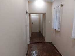 Modern House With Pool in Mount Pleasant - 2063