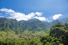 Vila do Largo B by Madeira Sun Travel