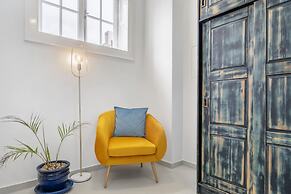 Ribeira das Casas Apt 1B by Homie