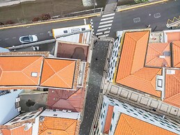 Ribeira das Casas Apt 1B by Homie
