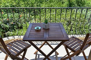 Apartments for 4 2nd Floor