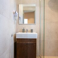 Pan Asia Seaview Apartment