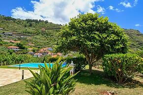 Villa Santa Madalena a Home in Madeira