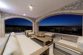 Grand Resort Villa in Eleftherna