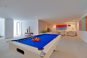 ONE SIX Villa in Vilamoura