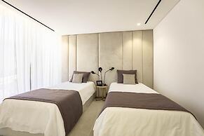 ONE SIX Villa in Vilamoura