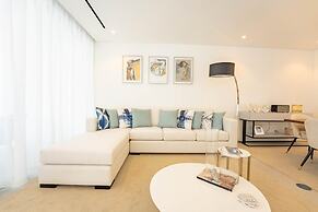 ONE SIX Villa in Vilamoura