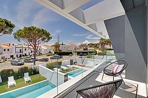 ONE SIX Villa in Vilamoura