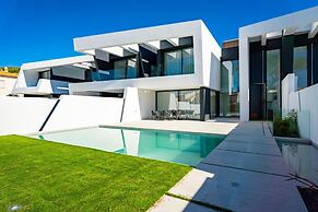 ONE SIX Villa in Vilamoura