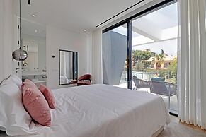 ONE SIX Villa in Vilamoura