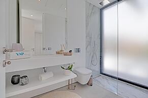 ONE SIX Villa in Vilamoura