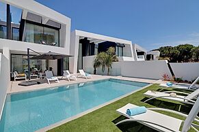 ONE SIX Villa in Vilamoura