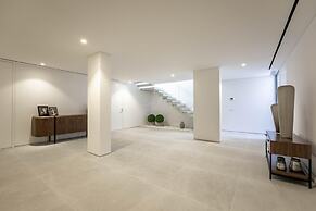 ONE SIX Villa in Vilamoura