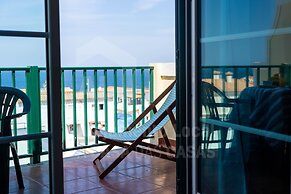 Sunset Apartment by Acasadascasas