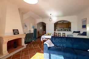 Sunset Apartment by Acasadascasas