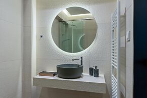 Villa Onyx - With Private Heated Pool