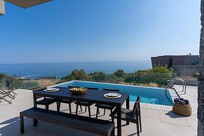 Villa Onyx - With Private Heated Pool