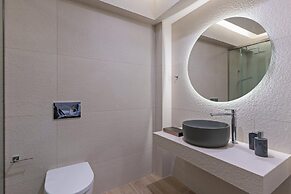 Villa Onyx - With Private Heated Pool