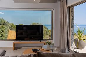 Villa Onyx - With Private Heated Pool