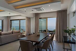 Villa Onyx - With Private Heated Pool