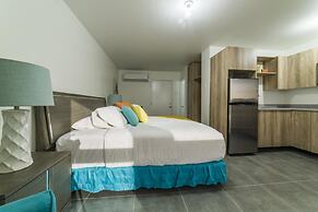 Turibana Plaza Suite 8