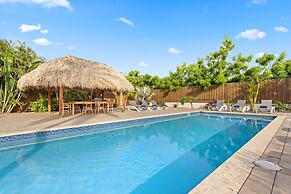 Turibana Plaza Suite 8