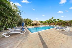 Turibana Plaza Suite 8