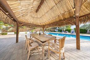 Turibana Plaza Suite 8