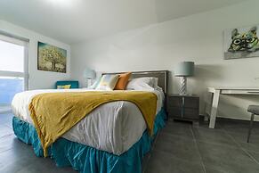 Turibana Plaza Suite 8