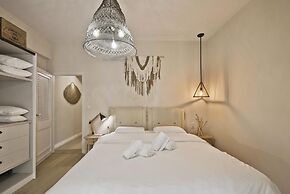 Stylish Apartment at Pagrati