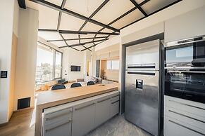 Sky Apartment in Dafni