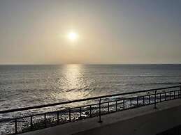 Madalena Sunset by Homie